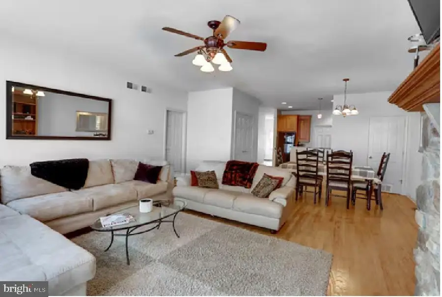 14101 Barberry Cir #402, Mercersburg, PA 17236 - #2