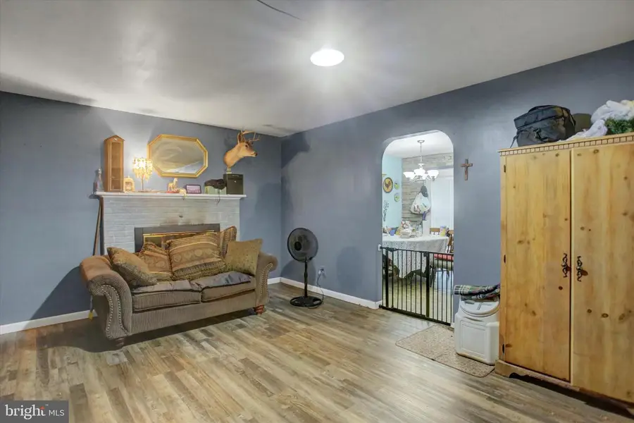 991 Laurich Dr, Chambersburg, PA 17202 - #3