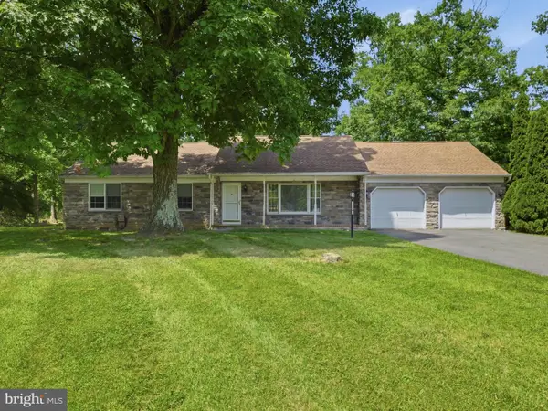 11302 Crofton Circle, WAYNESBORO, PA 17268