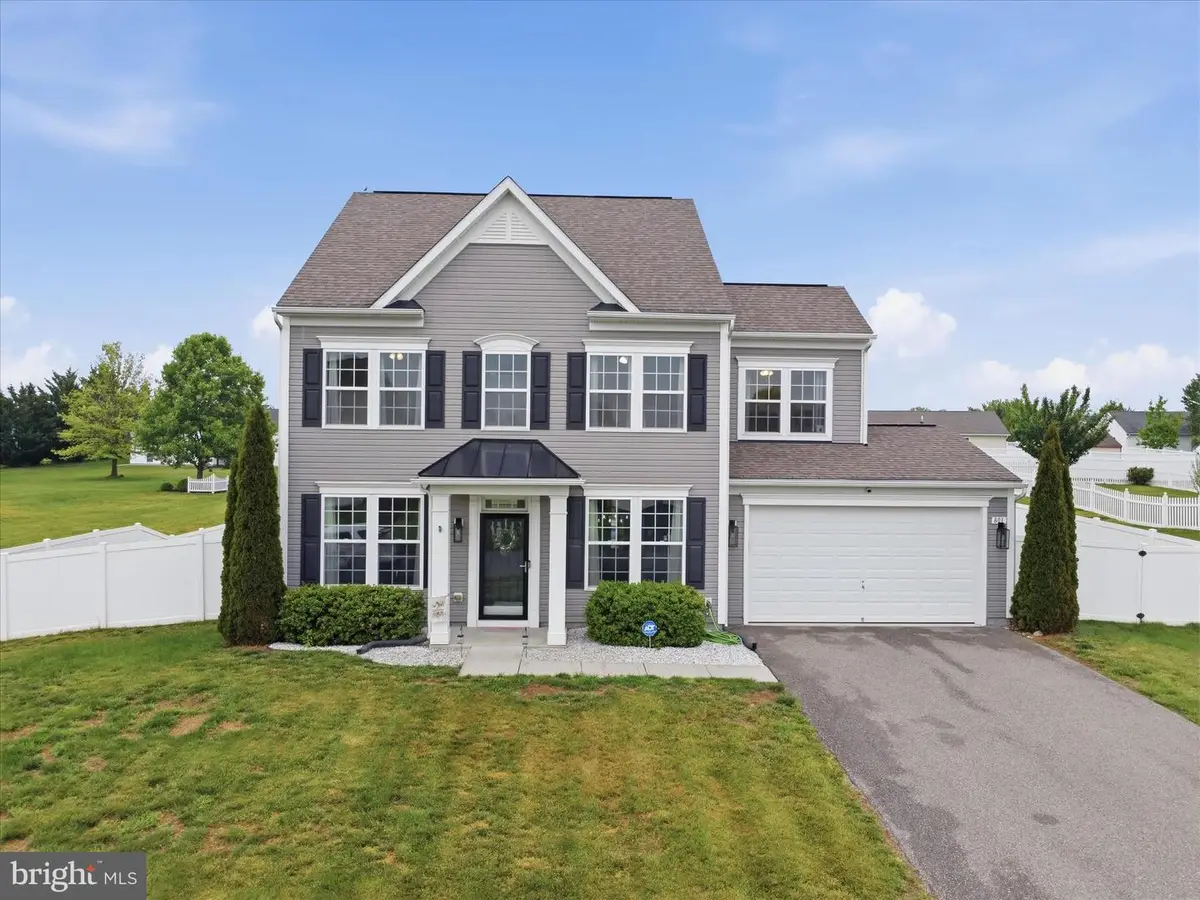 801 Bristol Dr, Greencastle, PA 17225 - #1