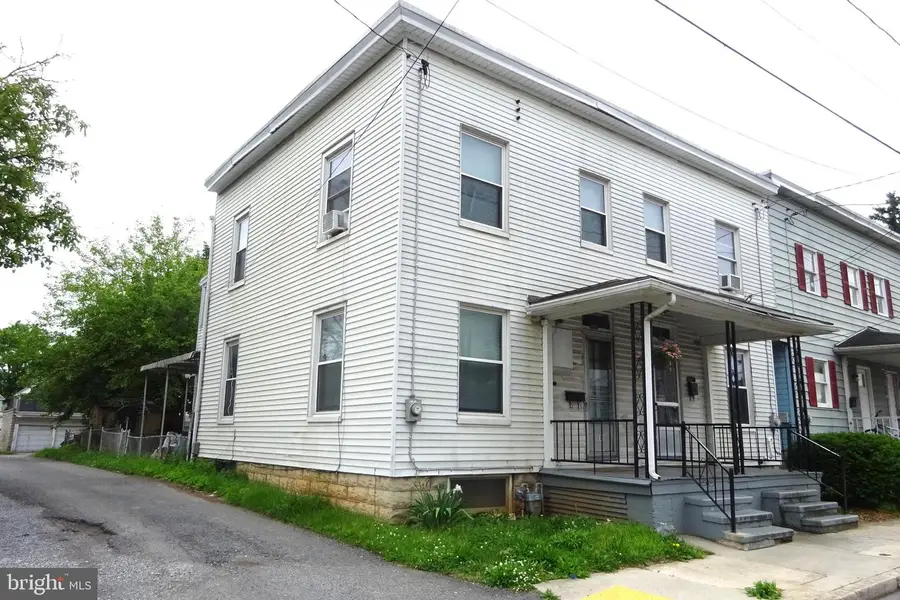 156-158 E Mckinley St, Chambersburg, PA 17201 - #2