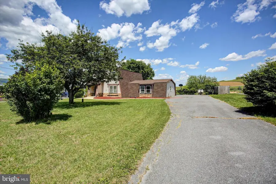 4521 Fort Mccord Rd, Chambersburg, PA 17202 - #3