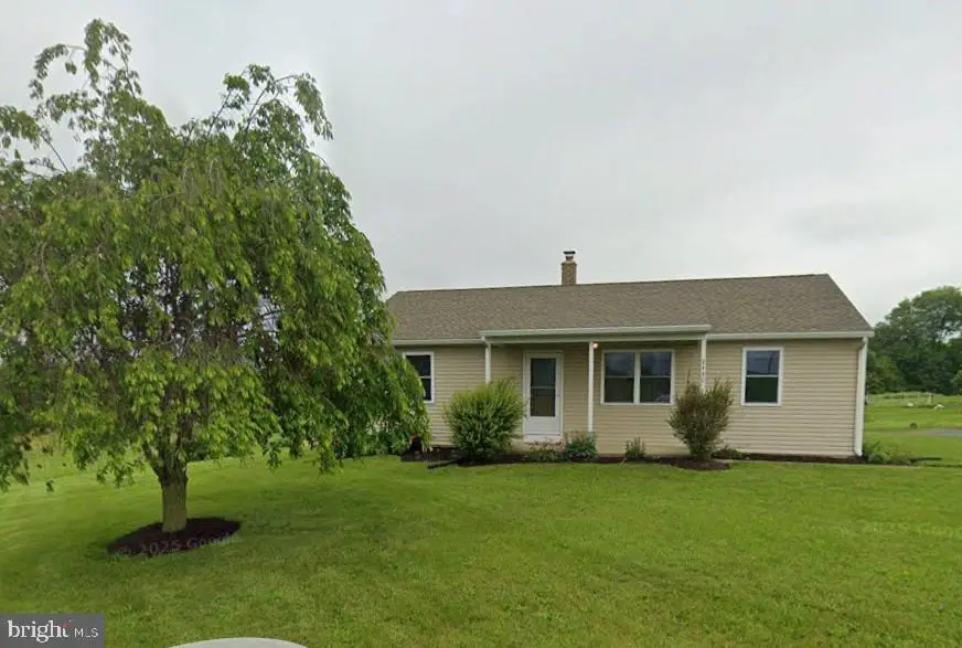 2440 Loop Rd, Chambersburg, PA 17202 - #1