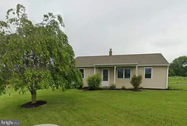 2440 Loop Rd, CHAMBERSBURG, PA 17202
