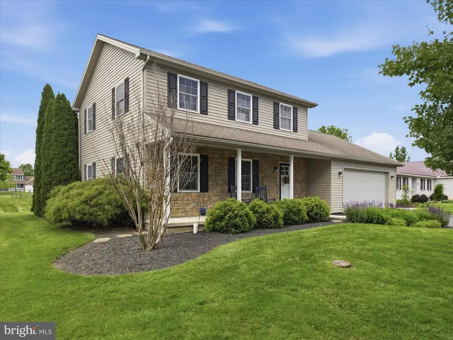 384 Leedy Way E, Chambersburg, PA 17202 - #2