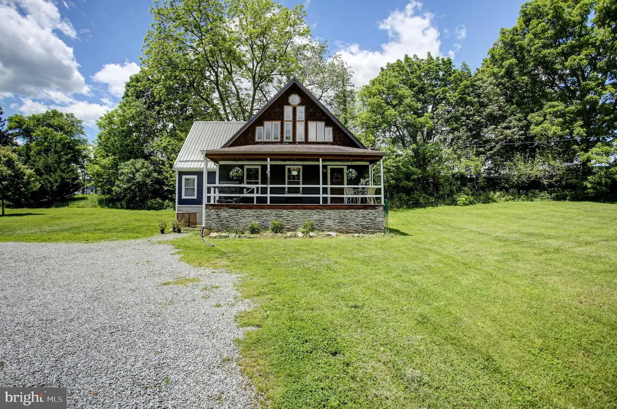 10 W Fairview Avenue, Mercersburg, PA 17236 - #1