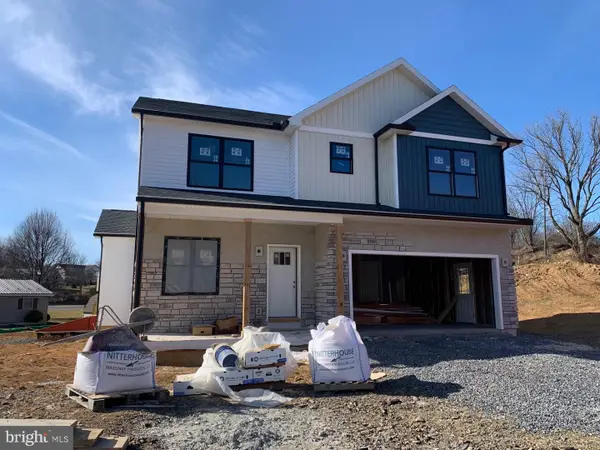 695 Karvois Court, CHAMBERSBURG, PA 17202