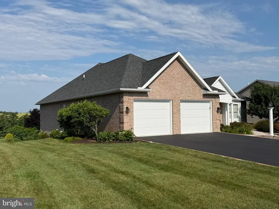 6147 Merion Drive, Fayetteville, PA 17222 - #3