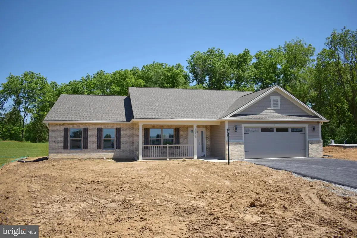 1509 Treeline Dr, Chambersburg, PA 17202 - #1