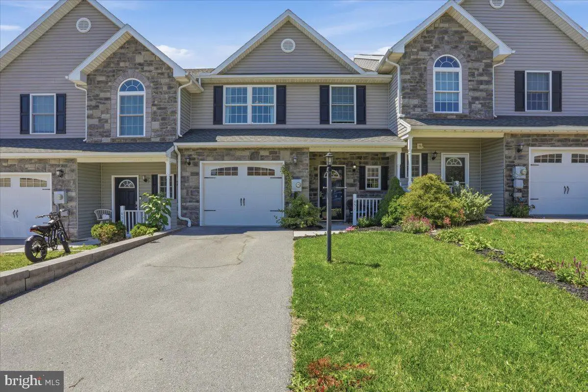 451 Frick Ave, Waynesboro, PA 17268 - #1