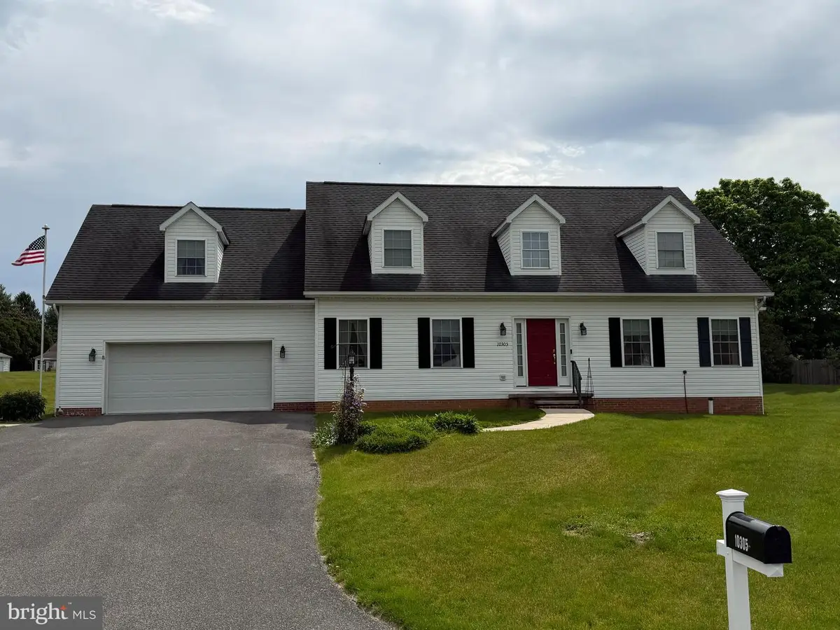 10305 Candura Dr, Waynesboro, PA 17268 - #1