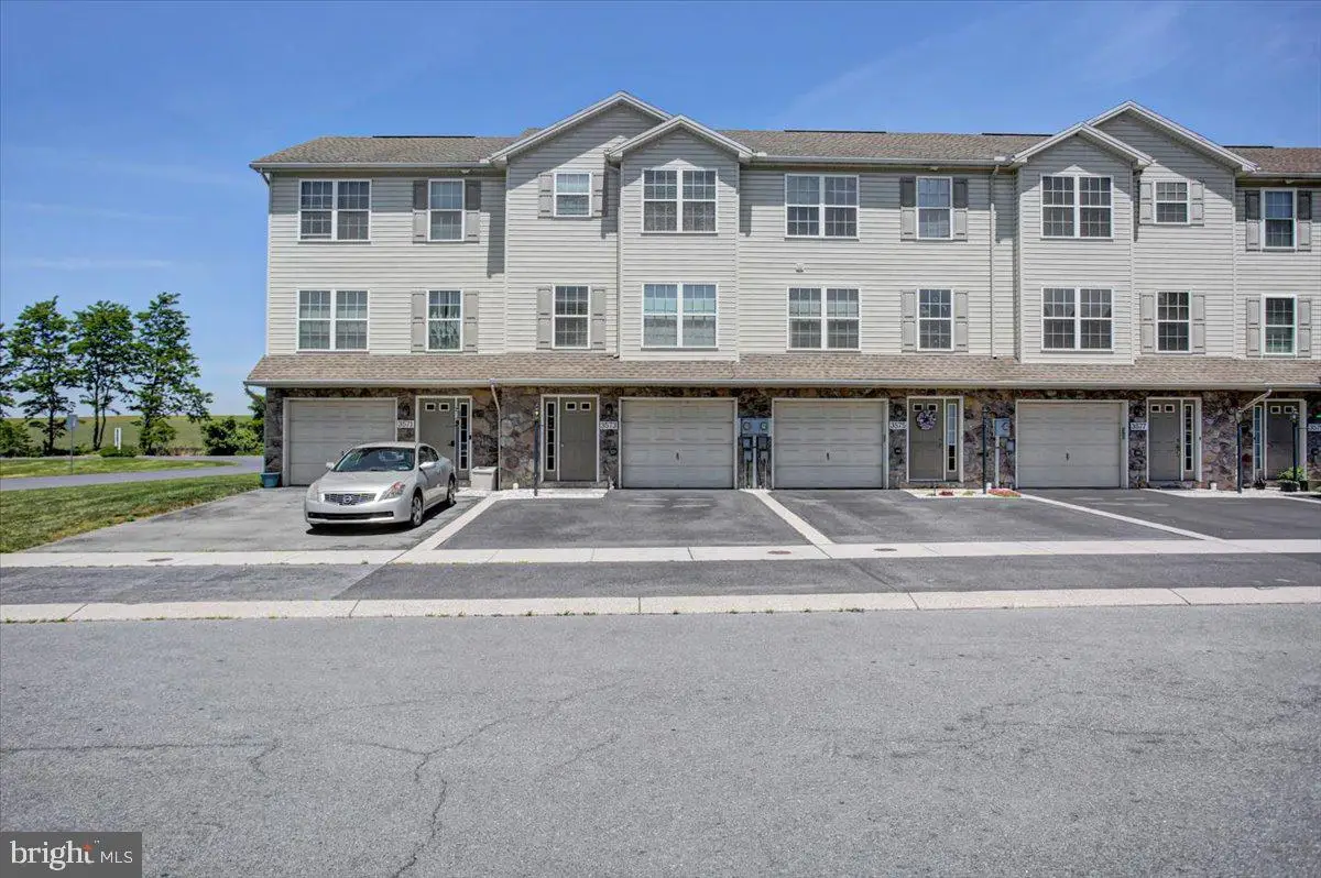 3573 Pinecrest Ct, Fayetteville, PA 17222 - #1