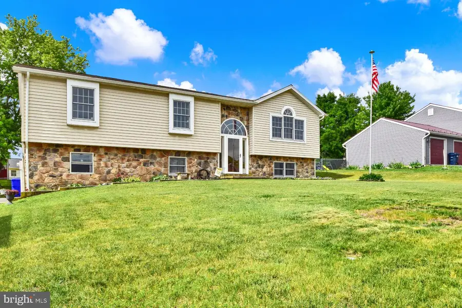 1228 Candice Ln, Chambersburg, PA 17201 - #2