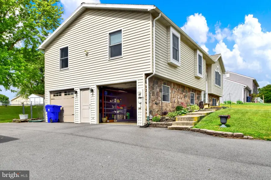 1228 Candice Ln, Chambersburg, PA 17201 - #3