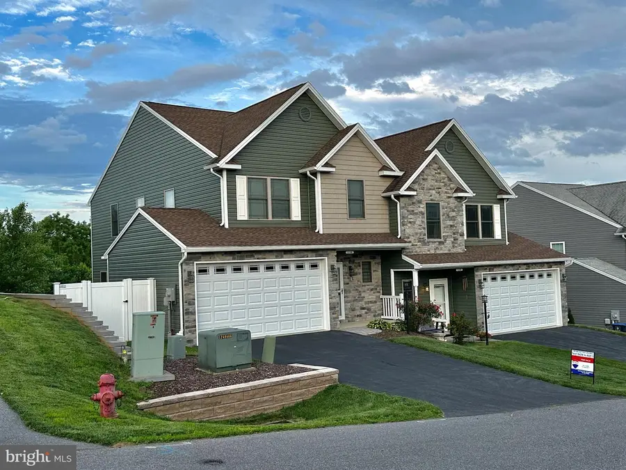 11196 Gopher Dr N, Waynesboro, PA 17268 - #2