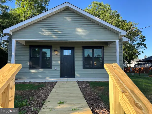 262 E Mckinley Street, CHAMBERSBURG, PA 17201