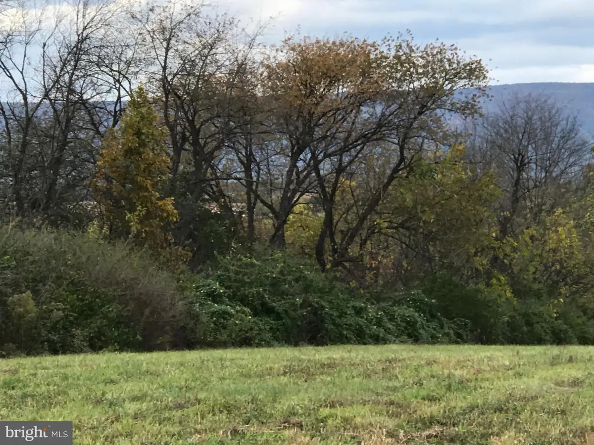 136 Buckingham, Chambersburg, PA 17201 - #1