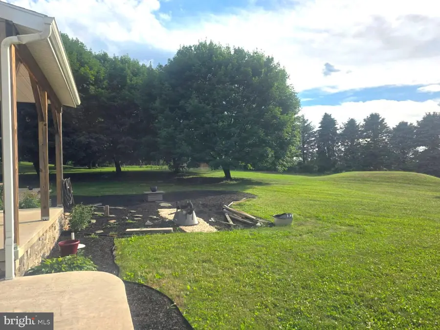 8057 Lofty Heights Dr, Waynesboro, PA 17268 - #3