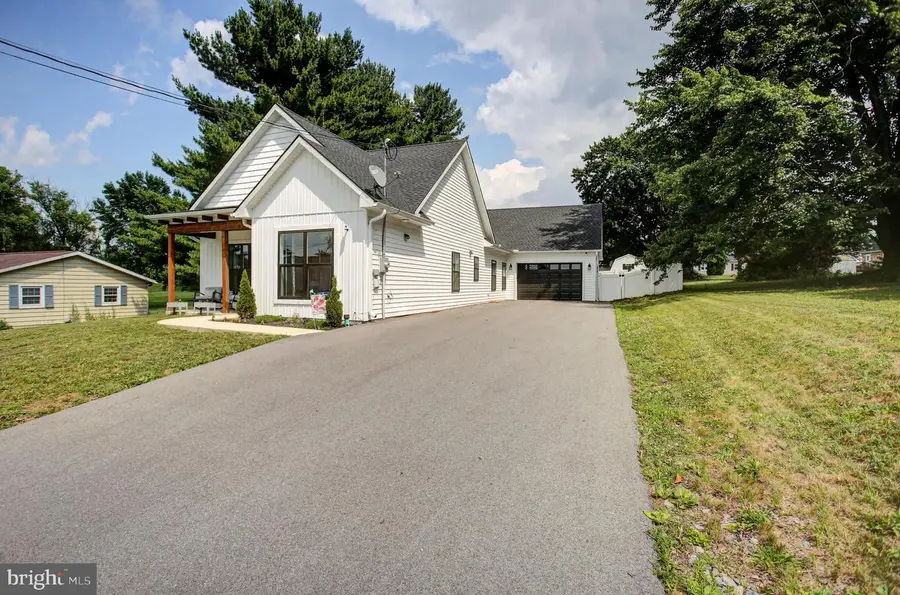 1311 Marvic Dr., Chambersburg, PA 17202 - #3