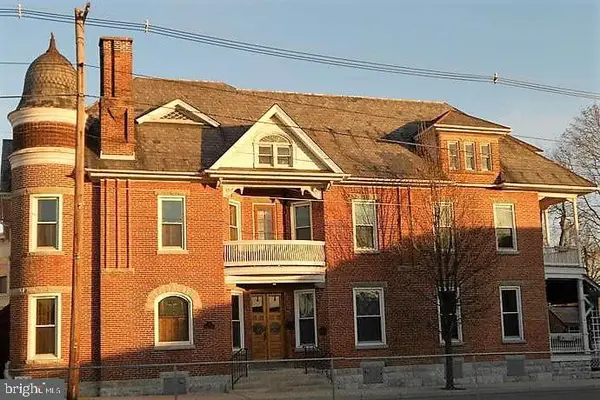 101 E Baltimore St, GREENCASTLE, PA 17225