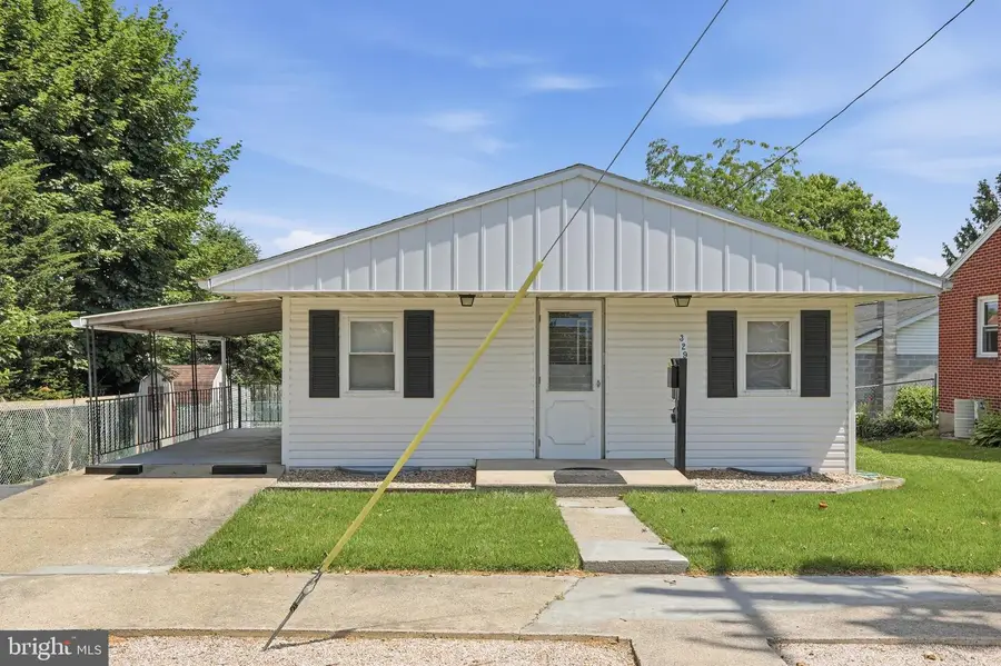 329 E Garfield Street, Chambersburg, PA 17201 - #3