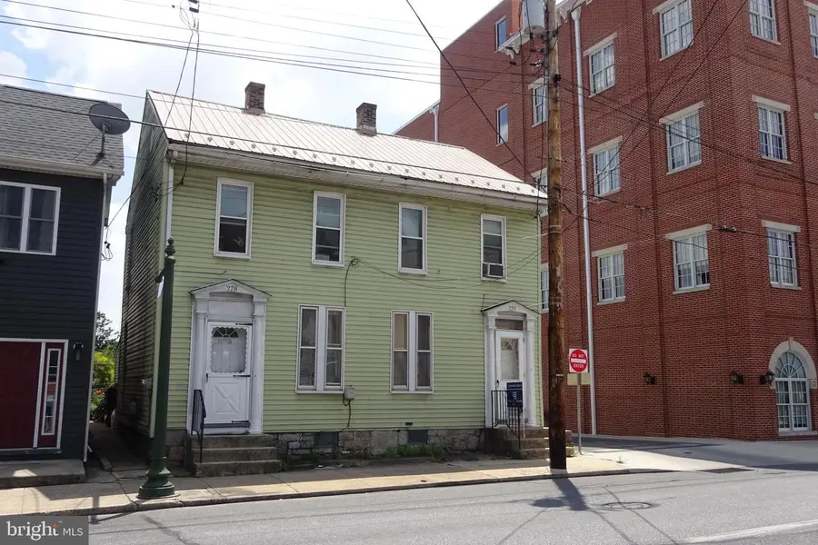 226-228 E Queen St, Chambersburg, PA 17201 - #2