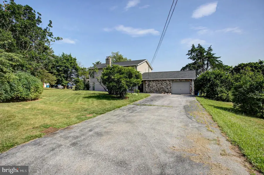 3365 Buchanan Trl W, Greencastle, PA 17225 - #2