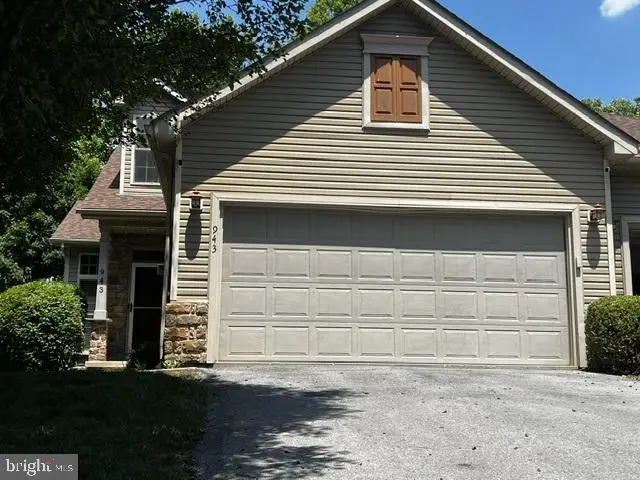943 Quail Run Dr, Waynesboro, PA 17268 - #1