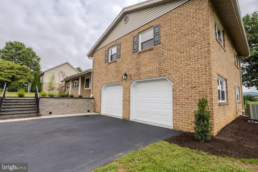 220 Hartzell Drive, Fayetteville, PA 17222 - #2