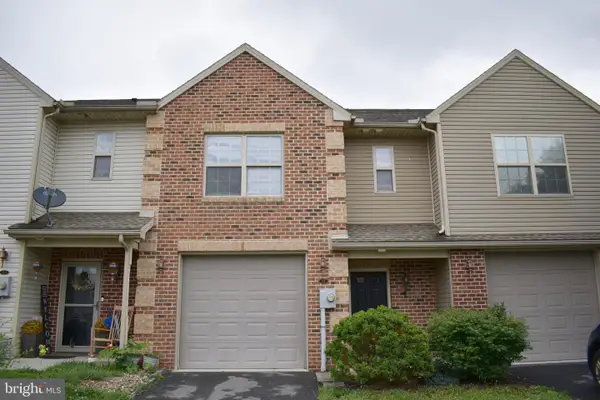 218 Meriweather Dr, GREENCASTLE, PA 17225