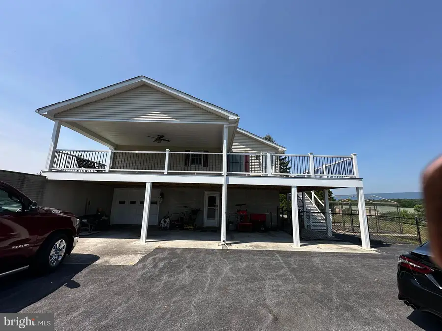 7246 Smith Rd, Chambersburg, PA 17201 - #3