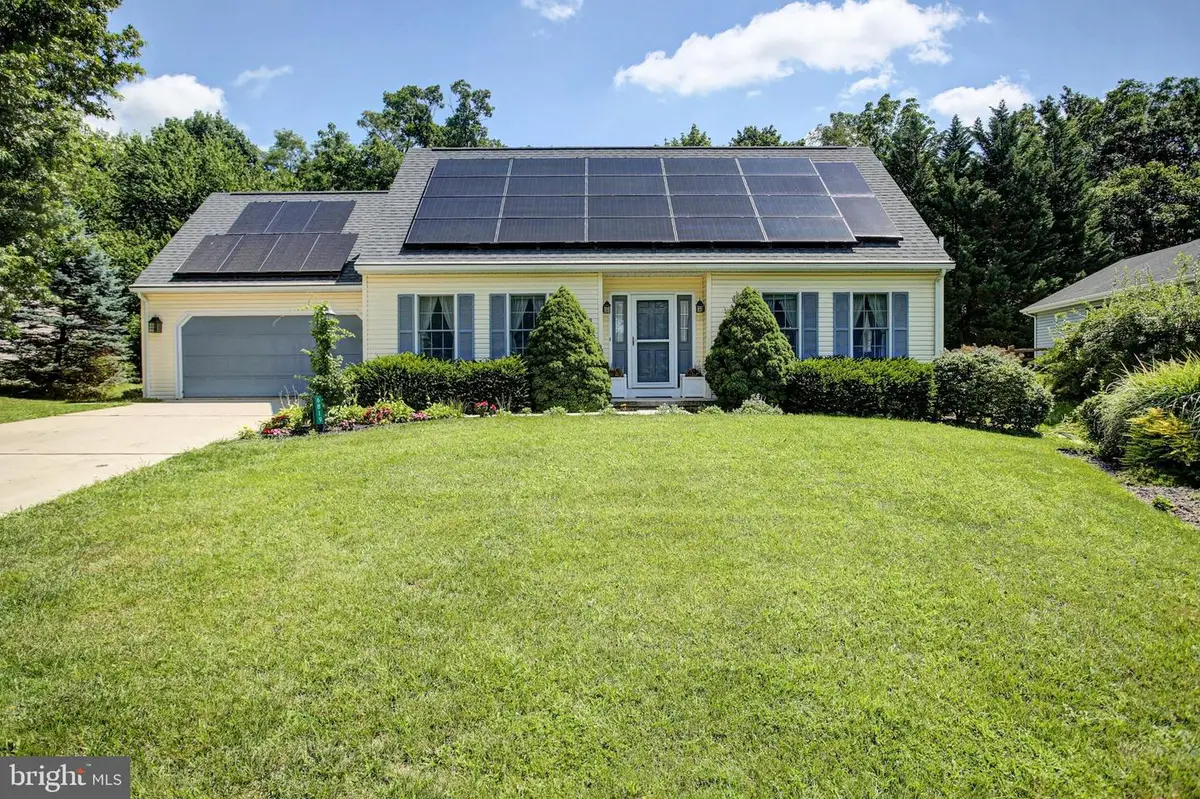 6819 Fairway Dr E, Fayetteville, PA 17222 - #1