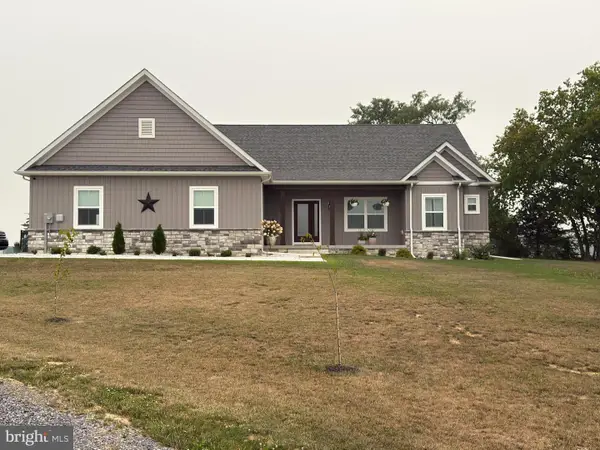 8638 Regal Dr, MERCERSBURG, PA 17236