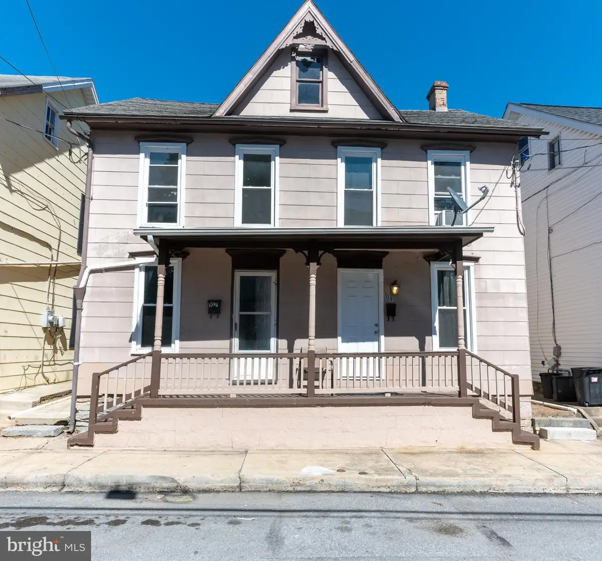 107-109 E North St, Waynesboro, PA 17268 - #1