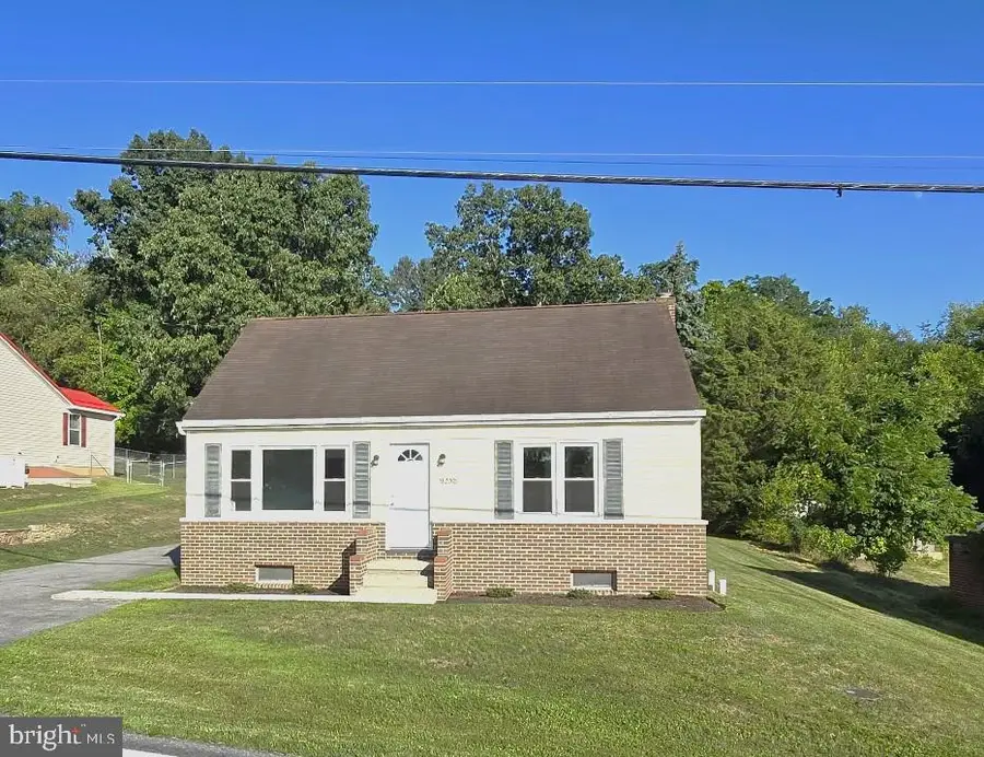9258 Tomstown Rd, Waynesboro, PA 17268 - #2