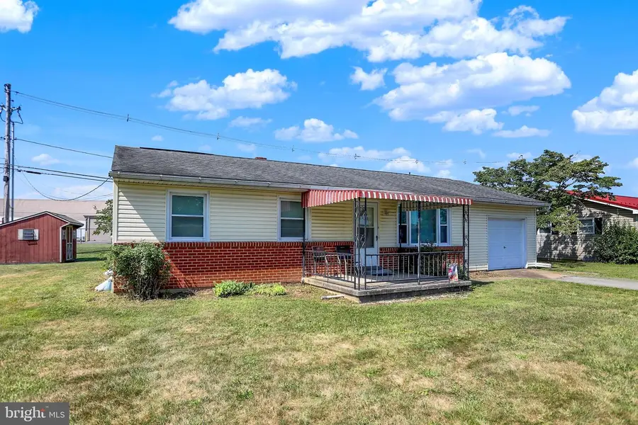 1124 Brandon Dr, Chambersburg, PA 17201 - #3