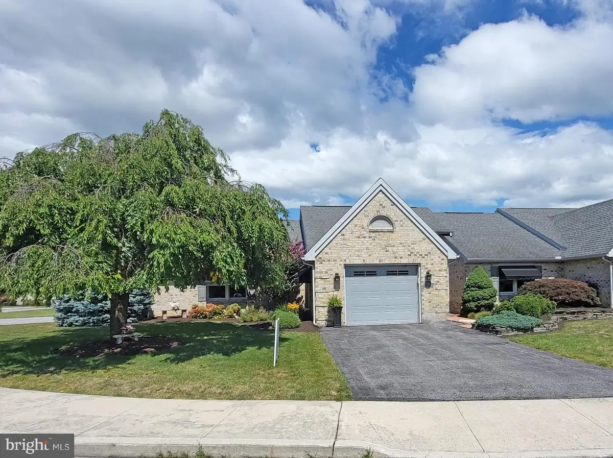 56 Sanibel Ln, Chambersburg, PA 17201 - #1