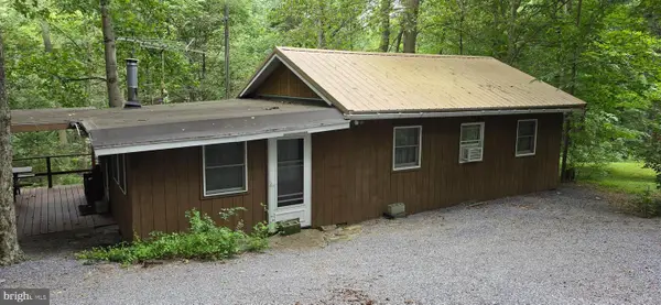 22760 Loop Rd, DOYLESBURG, PA 17219