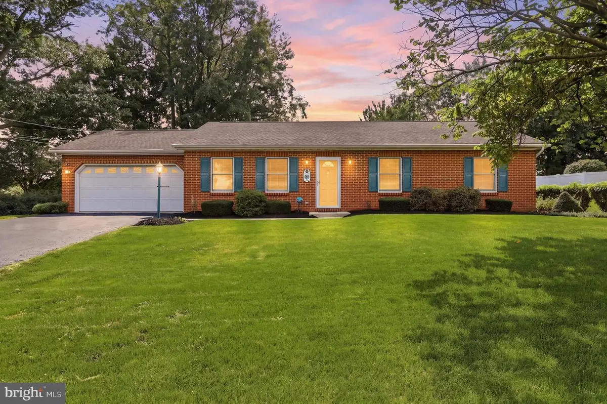 654 Shadyside Drive, Chambersburg, PA 17202 - #1