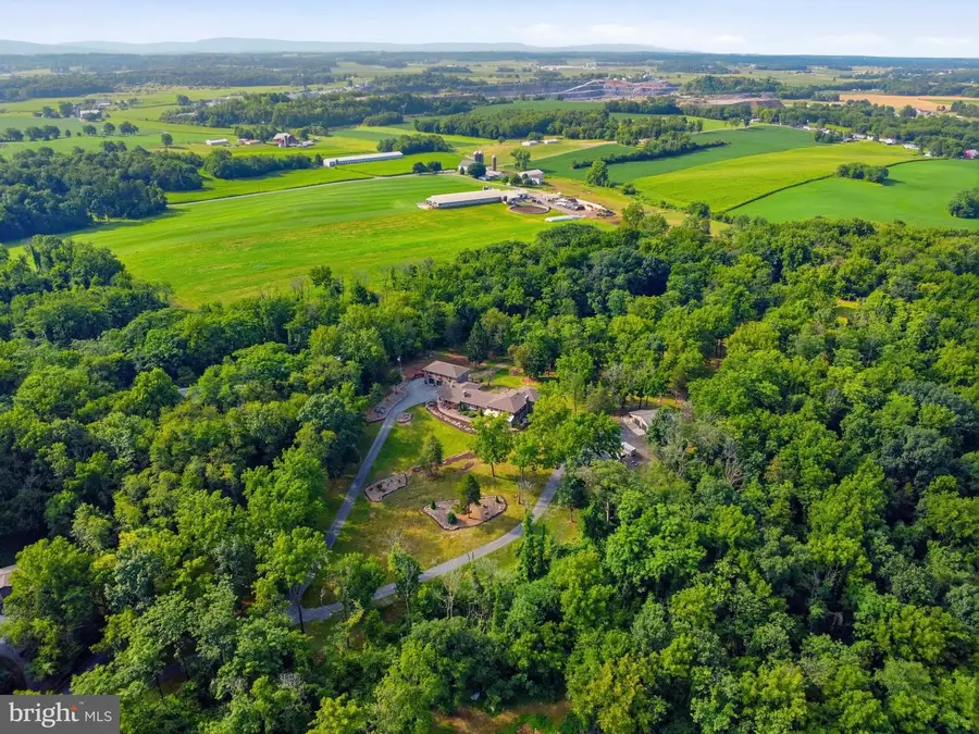 686 Bowman Rd, Chambersburg, PA 17202 - #3