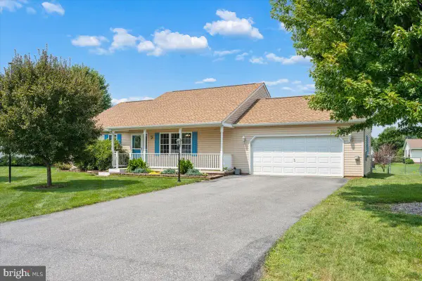 13163 Delaware Cir, WAYNESBORO, PA 17268