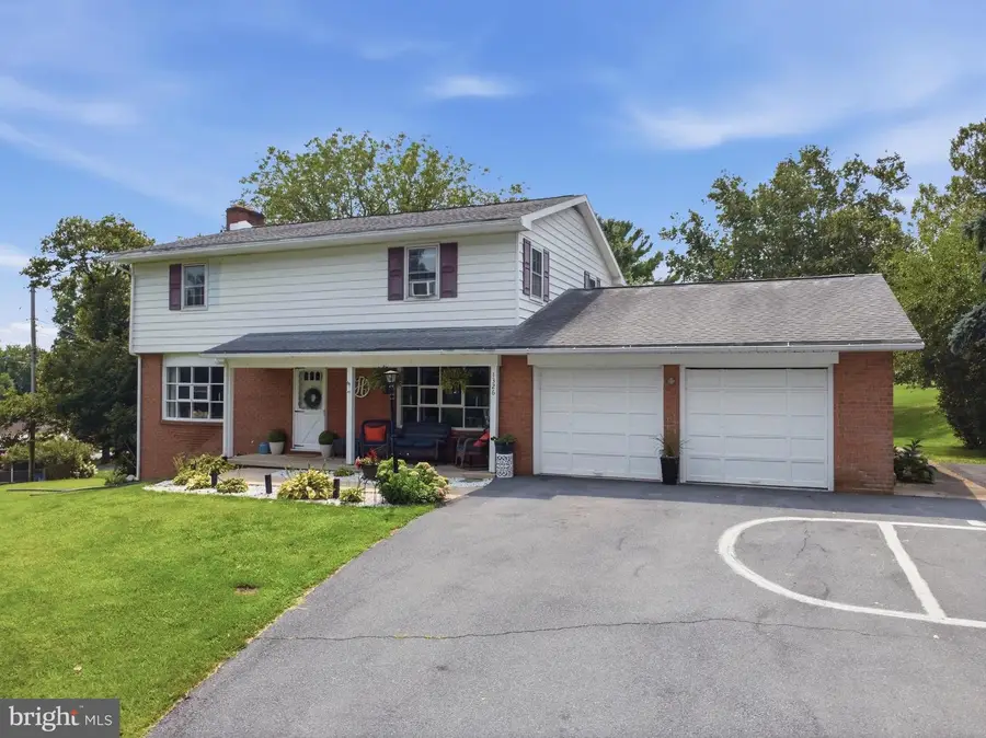 1326 Hillendale Road, Chambersburg, PA 17202 - #3