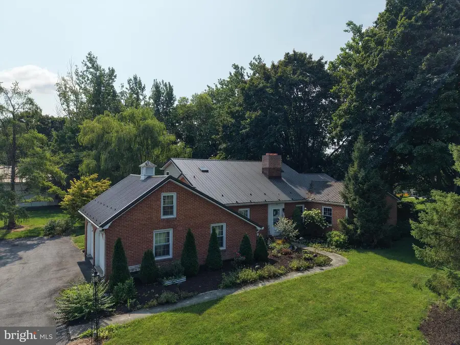 780 S Allison Street, Greencastle, PA 17225 - #2