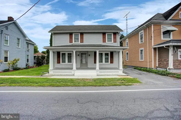 15696 Pennsylvania Avenue Ave, STATE LINE, PA 17263