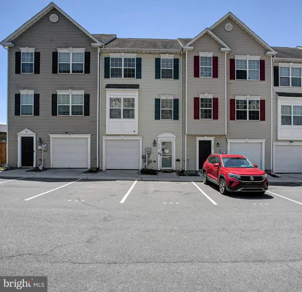 532 S Carlisle St, GREENCASTLE, PA 17225