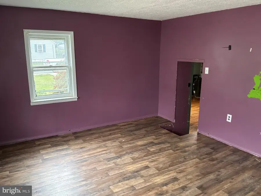 41 North Allison St, Greencastle, PA 17225 - #2