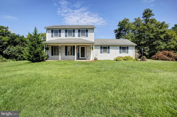8895 Mentzer Gap Rd, WAYNESBORO, PA 17268