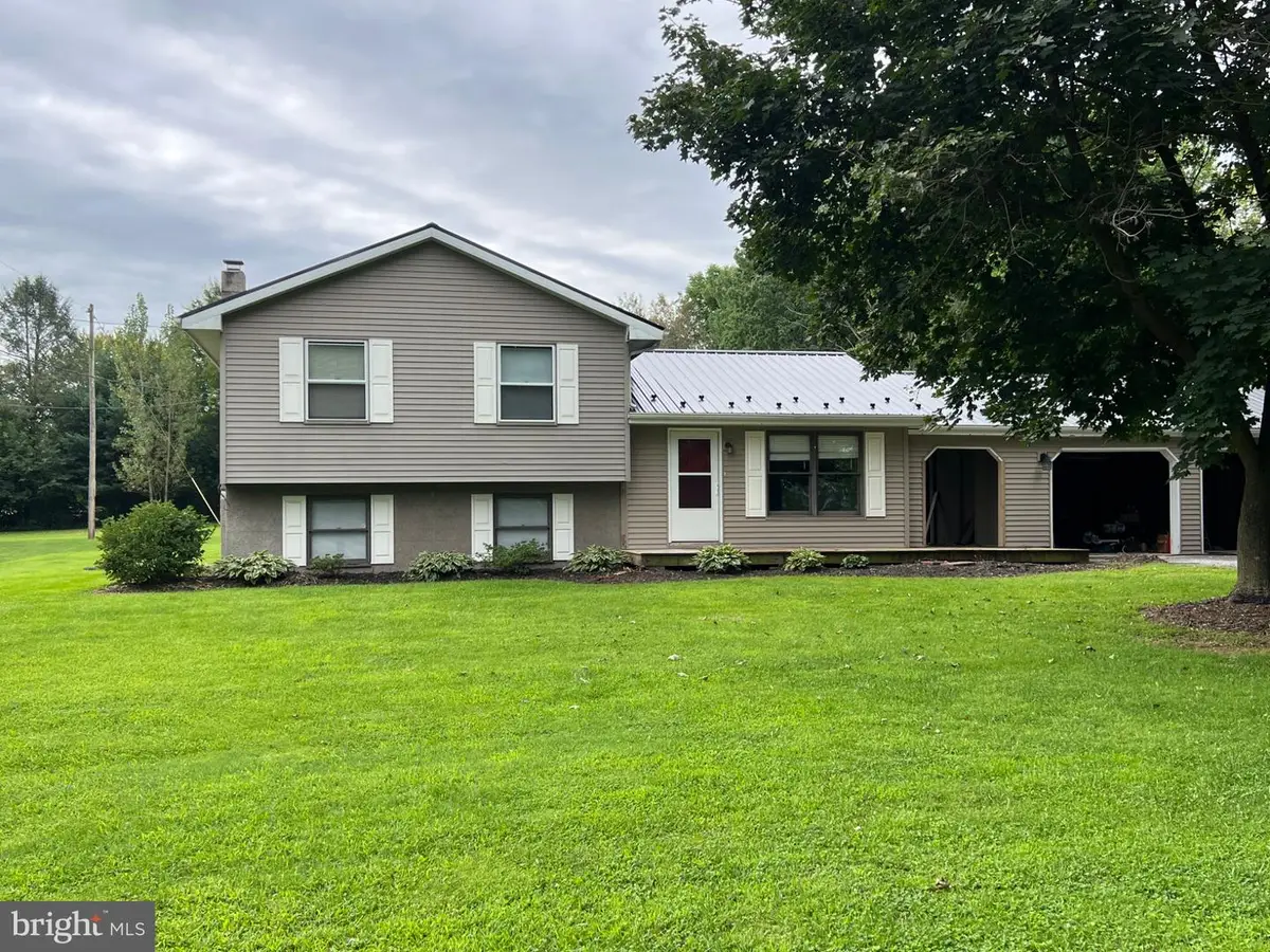 4759 Rocky Spring Rd, Chambersburg, PA 17201 - #1