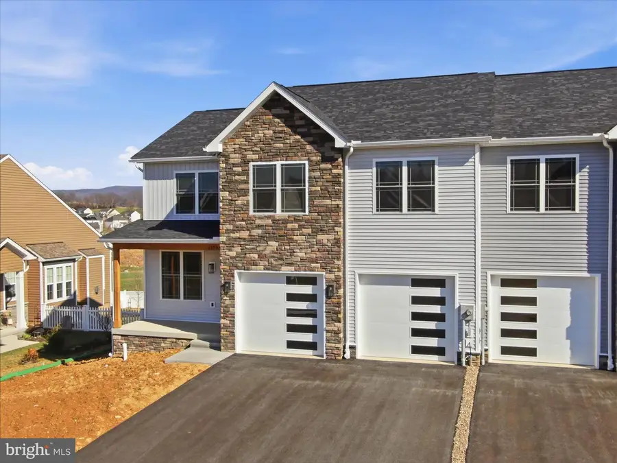 11836 Mystic Rock Ln S, Waynesboro, PA 17268 - #2