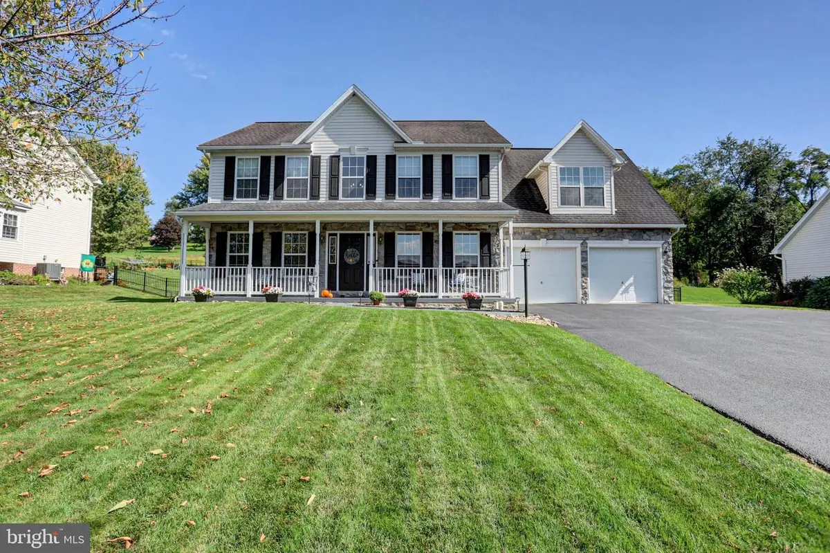 13210 Seneca Dr, Waynesboro, PA 17268 - #1